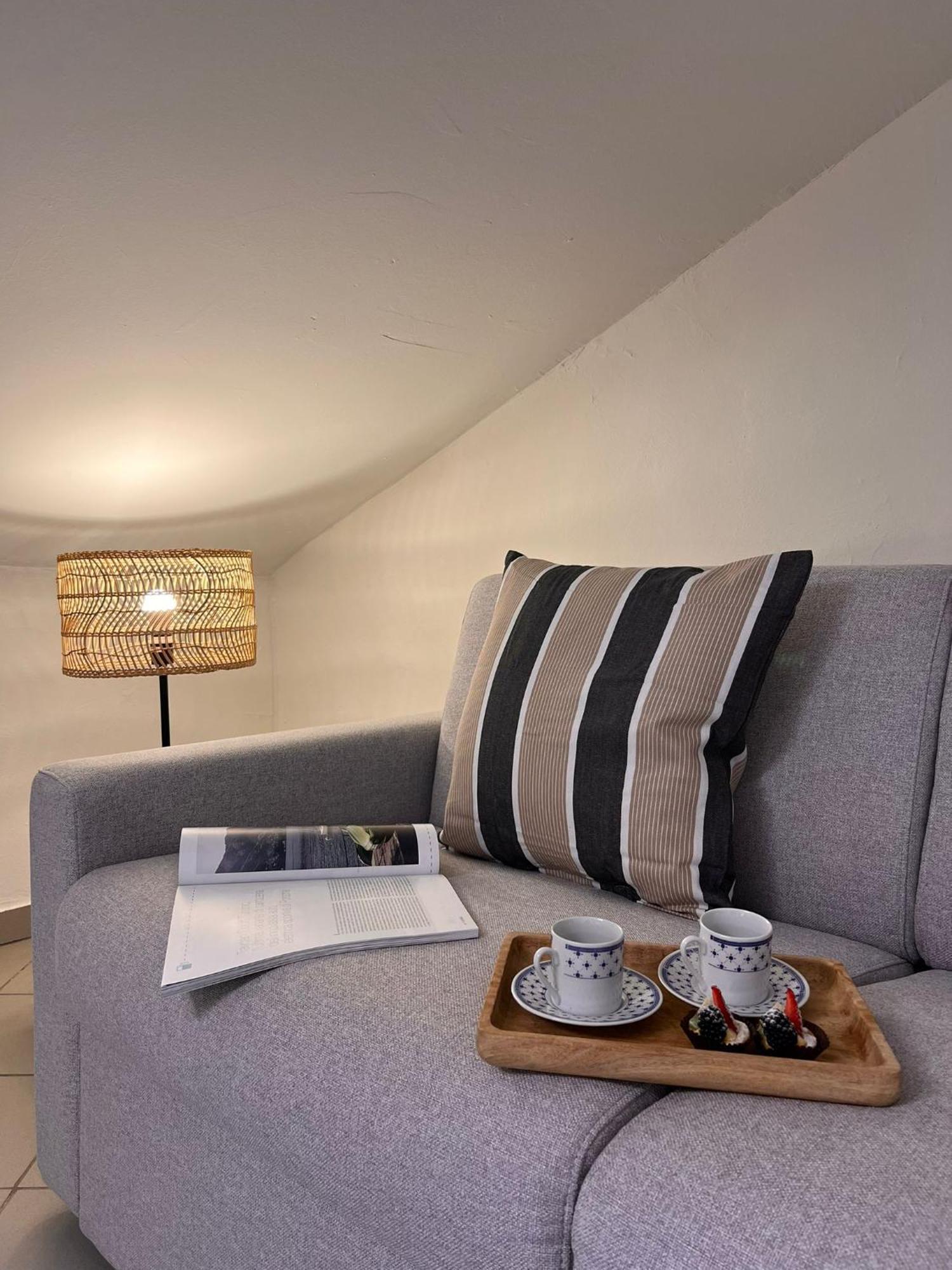 La Mansarda Apartment Como Exterior photo